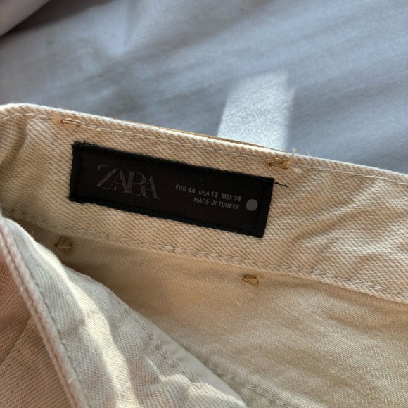 Zara Cream Low Wait Full Length Jeans - Picture 2 of 4